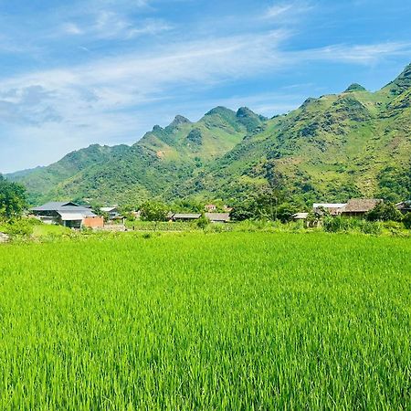 Du Gia Field View Homestay Làng Cac Exteriör bild